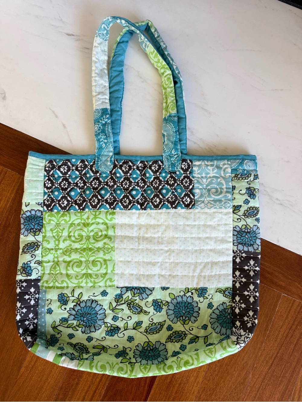 NWOT Women Quilted Patchwork Fabric Tote Bag in Aqua, Lime & White COLORMATE bag